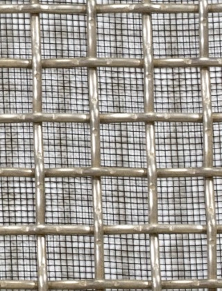 Crimped mesh 2 X 1 10X10 SS3042.3 SQUAREBLACKmesh cut to size